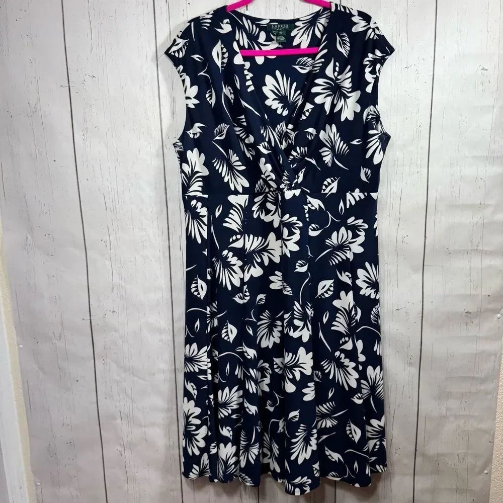 Lauren Ralph Lauren Navy White Floral Dress Size 18W Faux Wrap Midi Coastal